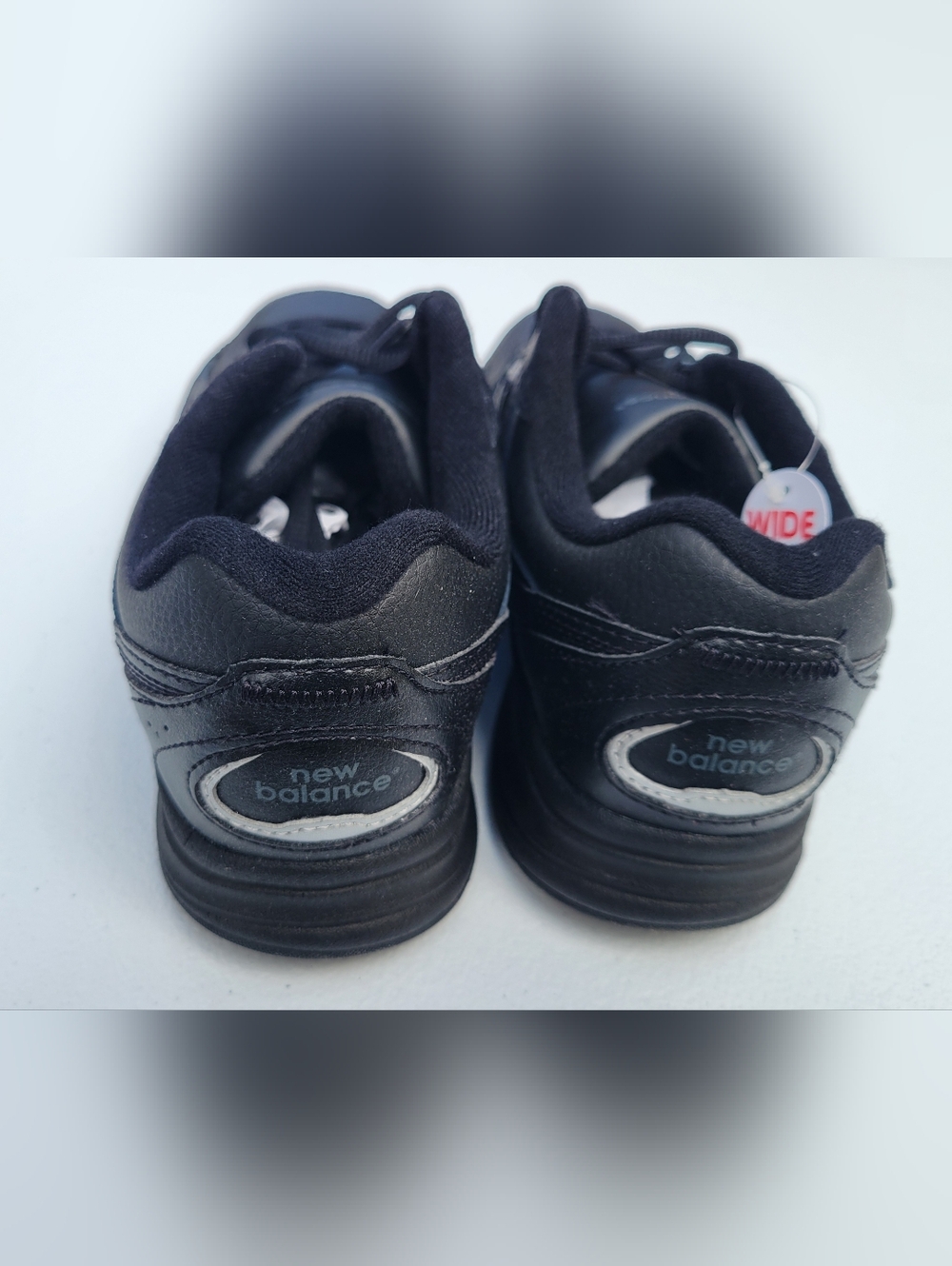 Womens 6.5 Wide. New Balance 577v1 women’s sneakers in black, brand new in box - Picture 8 of 8